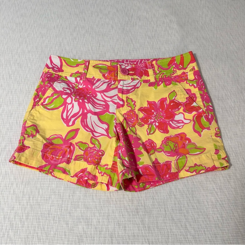 Lilly Pulitzer Women's Floral Shorts Size 2 Yellow Pockets Buttons EUC